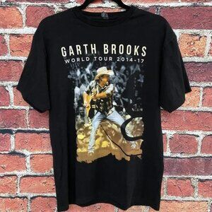 Garth Brooks World Tour 2014-17 T-Shirt Men Size M Concert Tee TULTEX ITEM 2